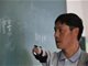 无臂乡村教师代课18年 县教体局称受限于政策要求无法转正